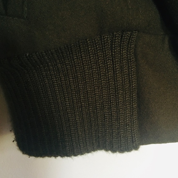 Wool cropped jacket - Picture 6 of 6